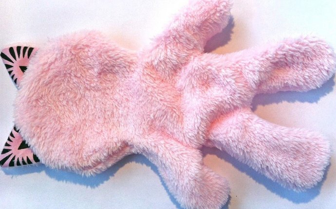 Как сшить игрушку Pink Kitty / KNITLY.com - блог о рукоделии