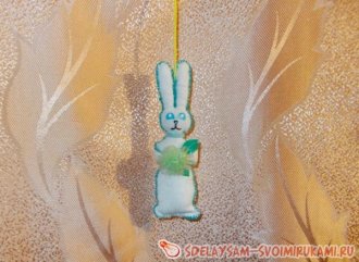 Игрушка на елку Зайчик