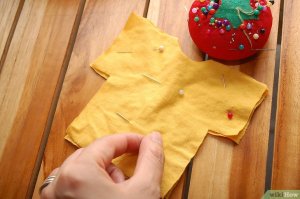 Изображение с названием Make Teddy Bears Clothes Step 7